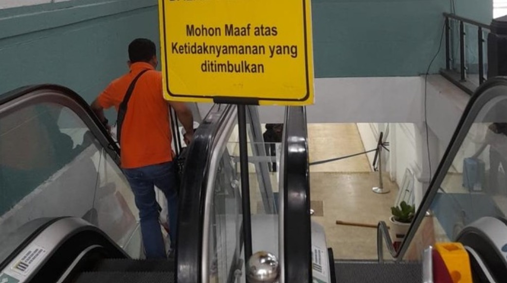 Eskalator Stasiun Duri Mendadak Bergerak Turun, 12 Penumpang Terluka Saat Pagi Hari Ini